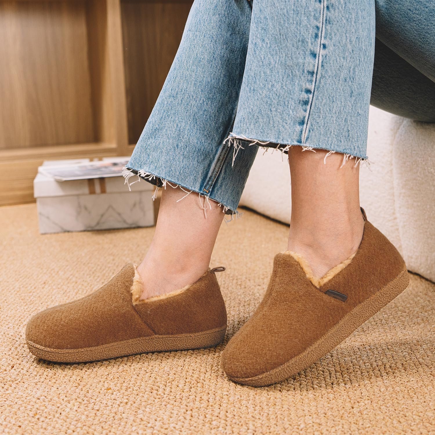 LongBay Womens Felt Bootie Slippers Warm Cozy Memory Foam Slipper Boots with Polar Fleece Lining Non Slip House Shoes Indoor Outdoor